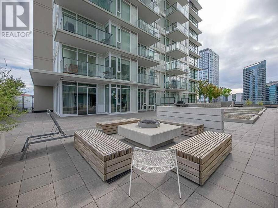 Modern Suite Calgary Downtown 5 Min Walk Stampede Eksteriør bilde