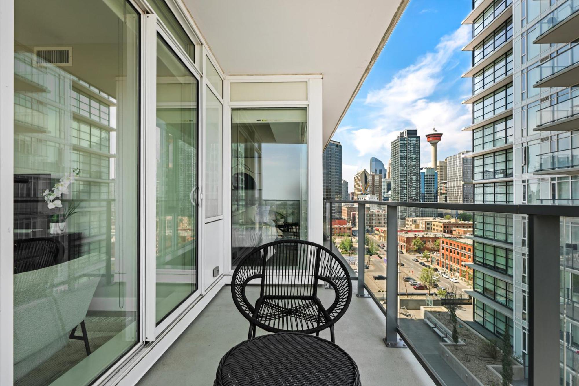 Modern Suite Calgary Downtown 5 Min Walk Stampede Eksteriør bilde