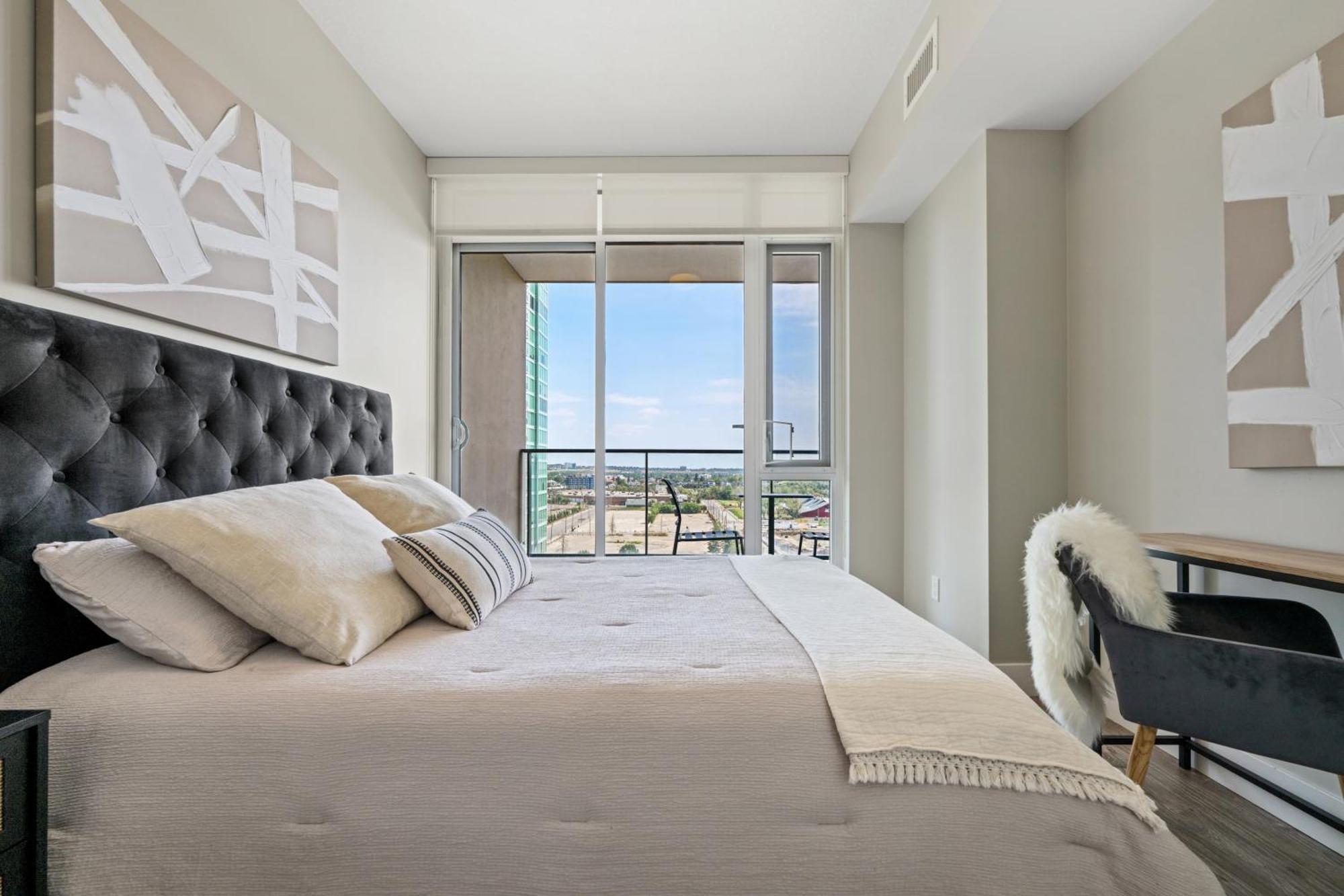 Modern Suite Calgary Downtown 5 Min Walk Stampede Eksteriør bilde