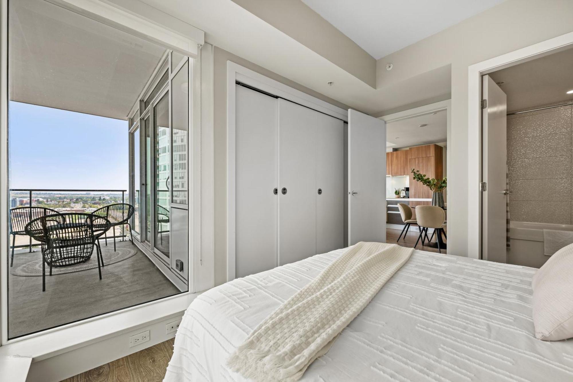 Modern Suite Calgary Downtown 5 Min Walk Stampede Eksteriør bilde
